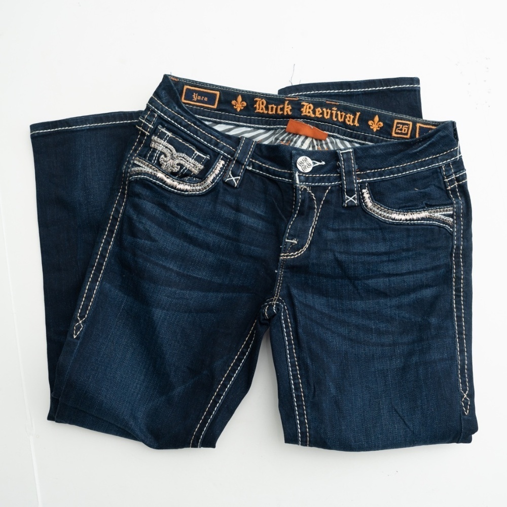Rock Revival Yara Cuffed Stretch Capri Jeans - Picture 9 of 13